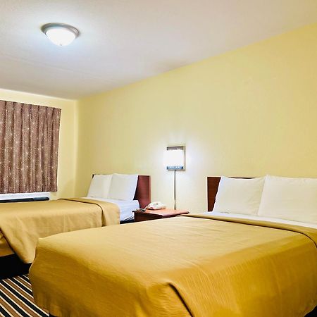 Suite 16 Motel Gore Экстерьер фото