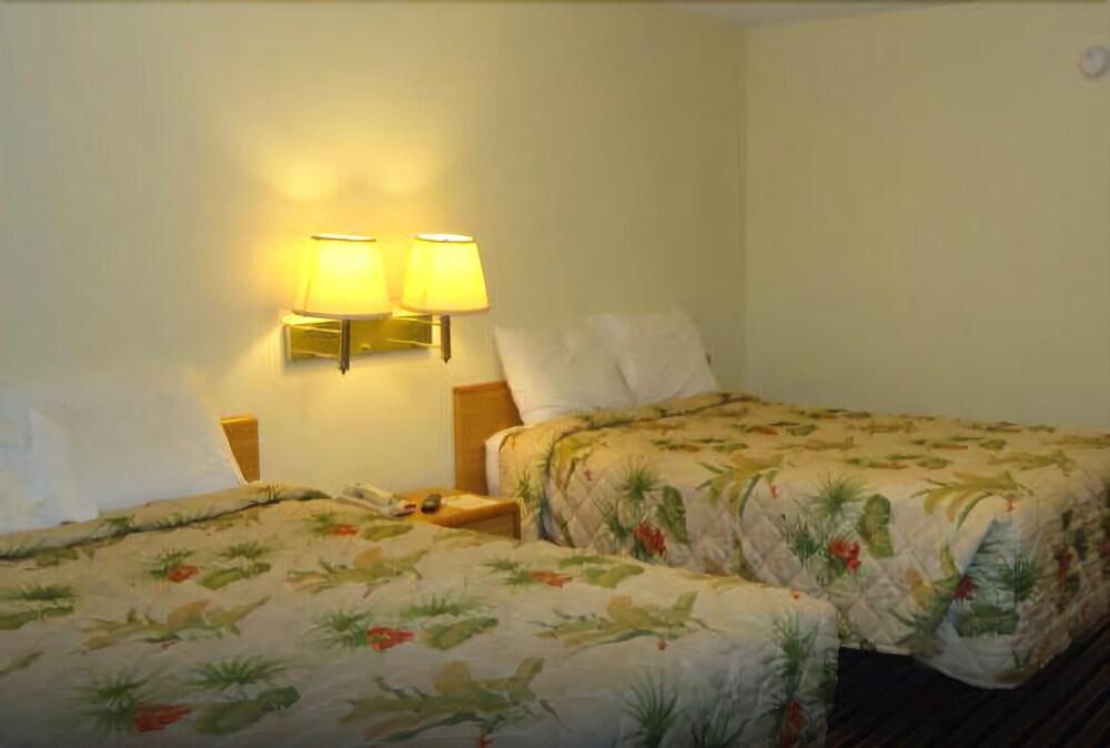 Suite 16 Motel Gore Экстерьер фото