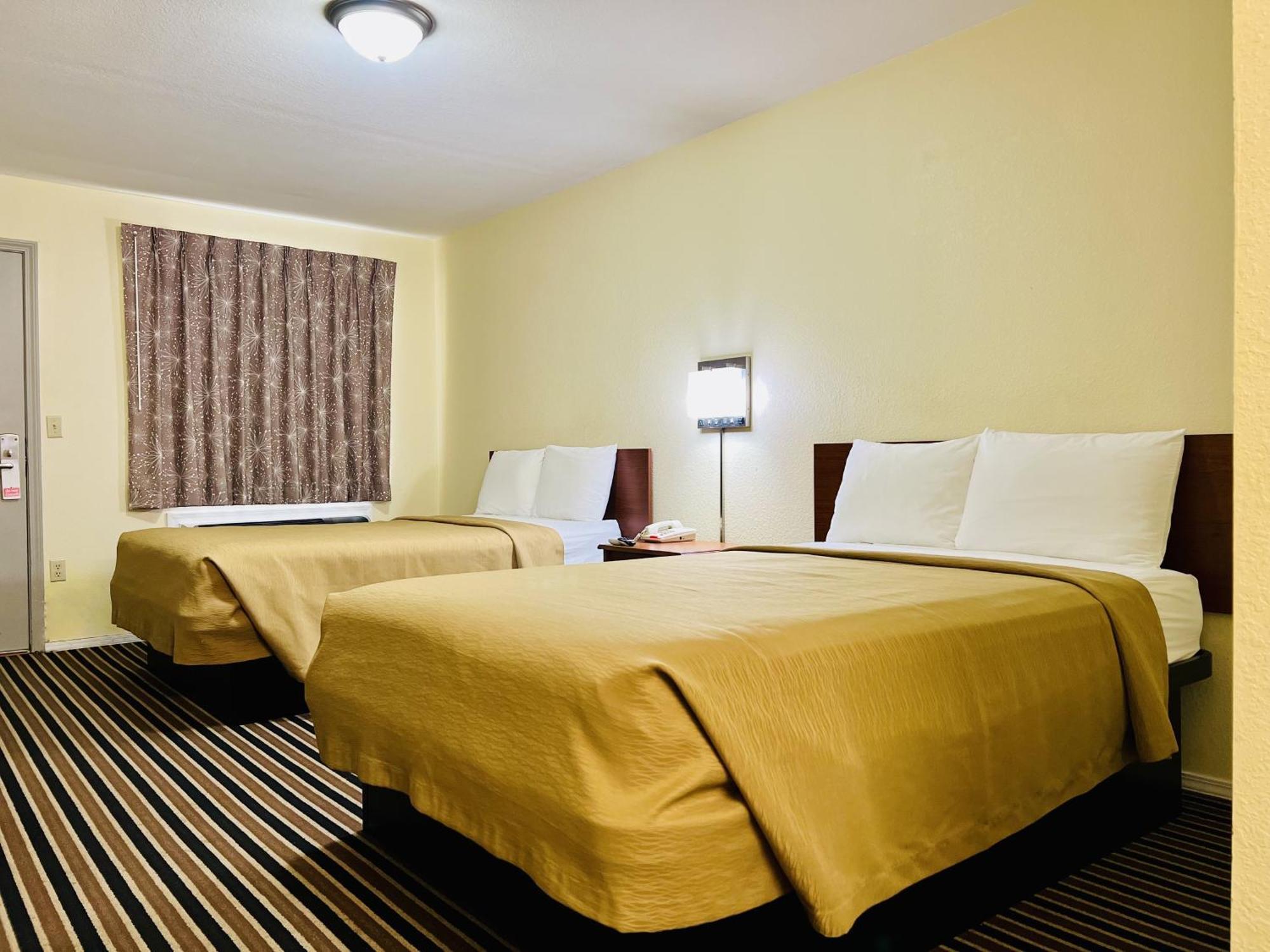 Suite 16 Motel Gore Экстерьер фото
